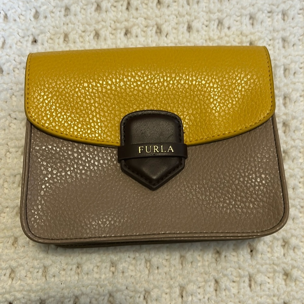 FURLA for saudia clutch